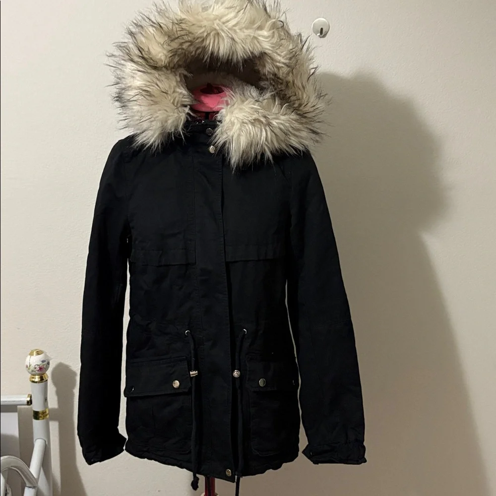 H&M Divided Women's Black Faux
Fur Pile-lined Parka Jacket with hood - Picture 2 of 15